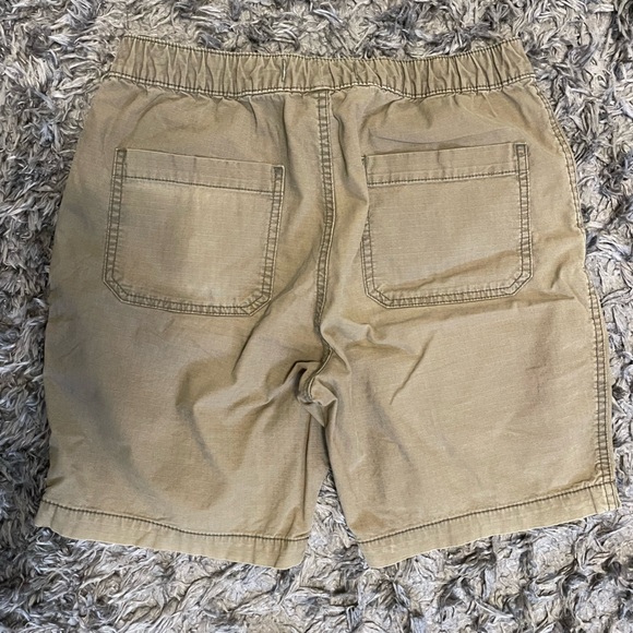 Men’s Shorts - Picture 2 of 2